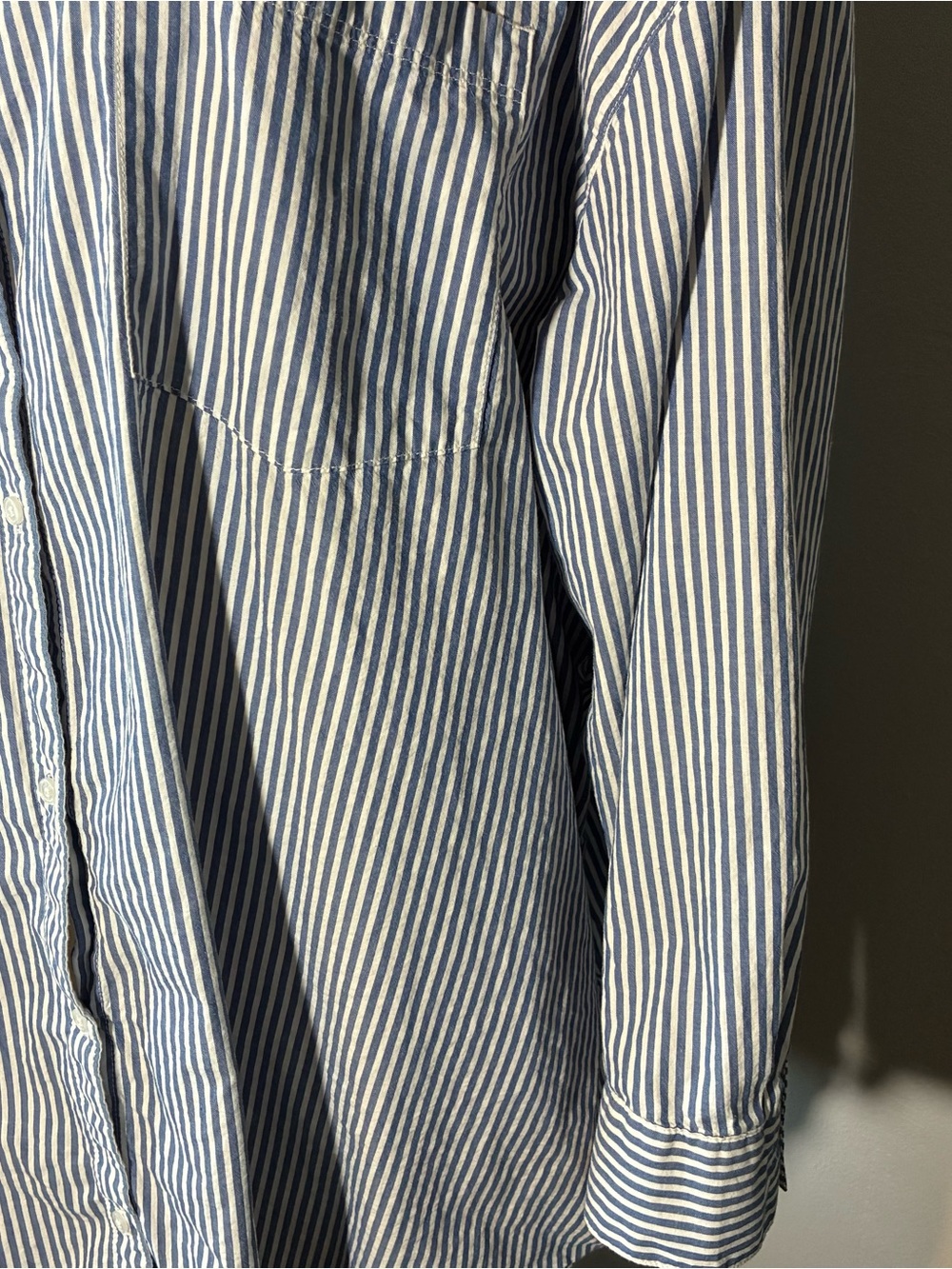 Old Navy Womens 3X Blue White Striped Button Down Shirt Long Sleeve 100% Cotton - Picture 7 of 7
